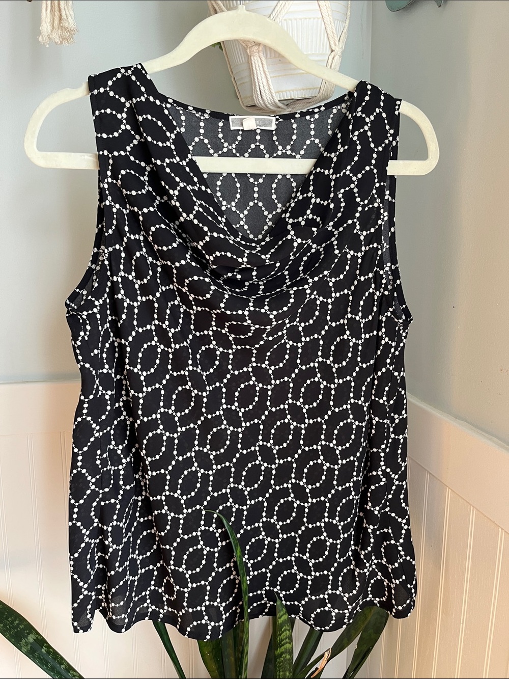 Pleione Black and White Cowl Neck Sleeveless Tank